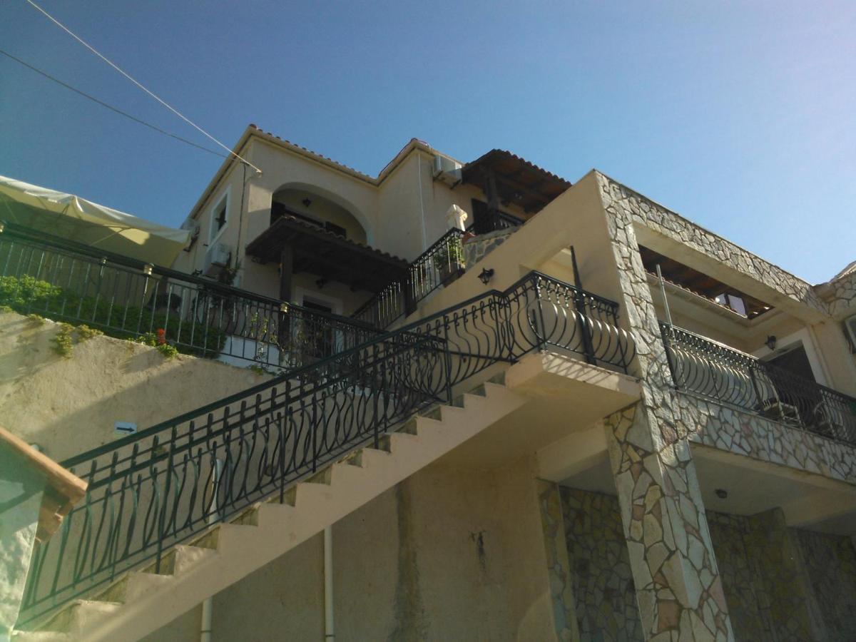 Niriides Apartments Asos ภายนอก รูปภาพ
